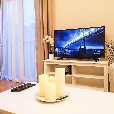 Filinhome Papa Suite 3 Novi Sad Eksteriør bilde