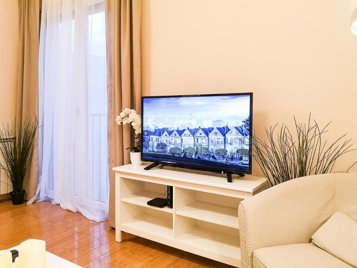 Filinhome Papa Suite 3 Novi Sad Eksteriør bilde